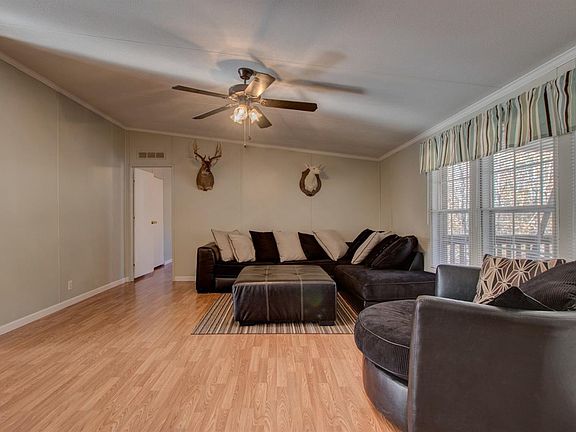 5th image of 1155 River View Dr