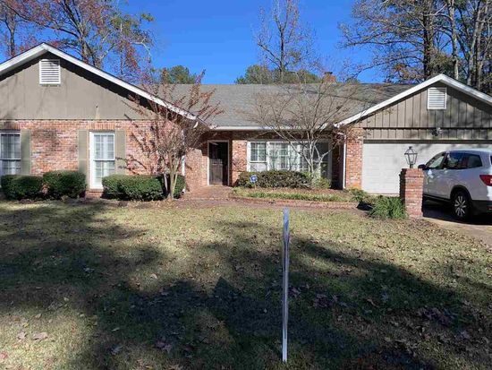 Property at 5108 Heatherton Dr, Jackson, MS 39211