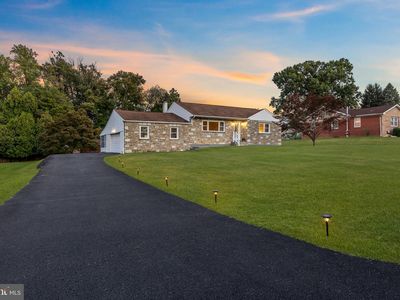 111 Beechwood Dr, Huntingdon Valley, PA, 19006