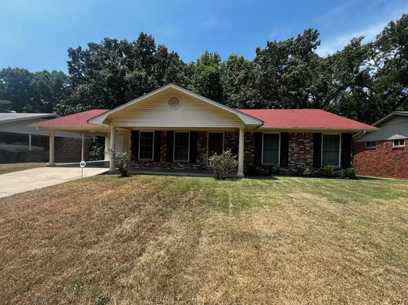 4705 N Cedar St, N Little Rock, AR 72116