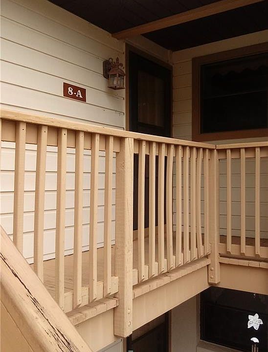 1st image of 115 E Hartford St APT 8A