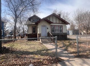 3251 Colfax Ave N, Minneapolis, MN 55412