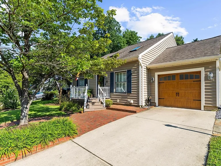 20 Windwhisper Ln — Photo 6