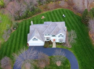 1396 Burnside Ct, Long Grove, IL 60047