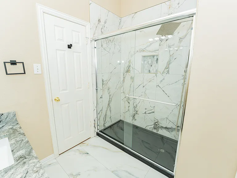 669 Nottingham Dr — Photo 10