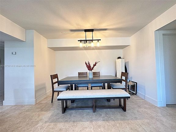 5th image of 2001 Atlantic Shores Blvd APT 120