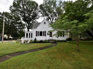 37330 Sharpe Ave, Willoughby, OH 44094