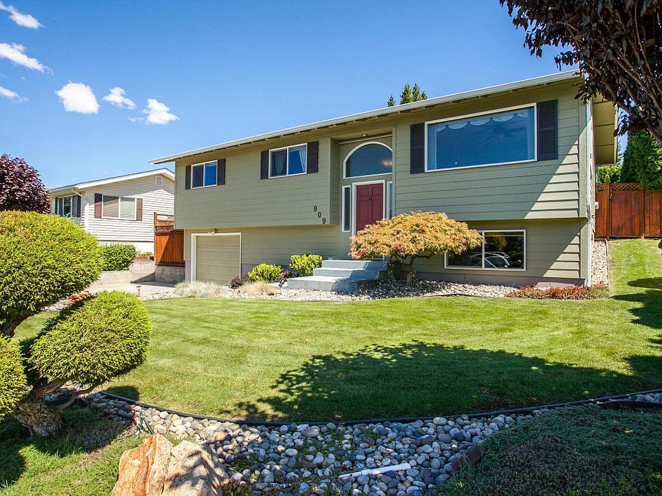1st image of 909 N Jackson Pl