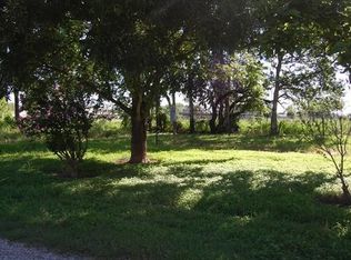 108 Simpson St, Lexington, TX 78947