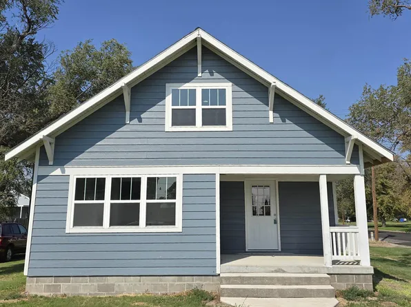 519 Oak St, La Crosse, KS 67548