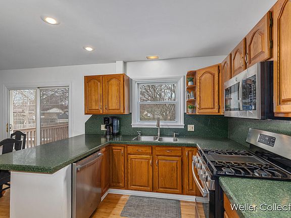 5th image of 1625 Grant Ave