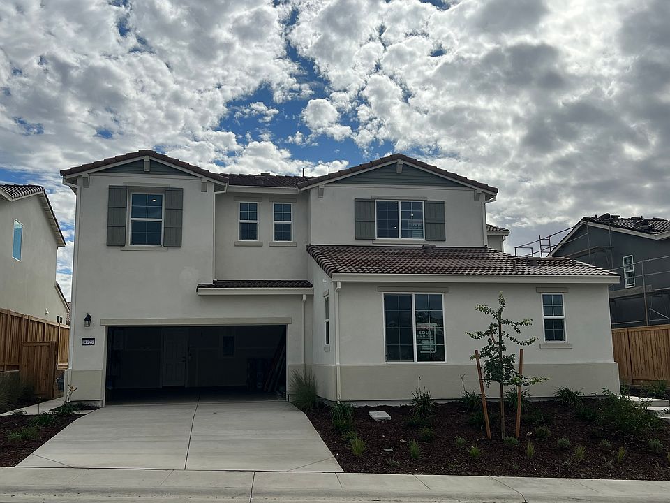 1st image of 4823 Black Walnut Dr