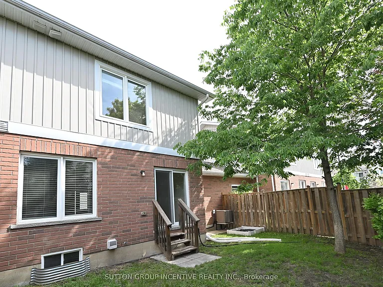 90 Sovereigns Gate #29 — Photo 37