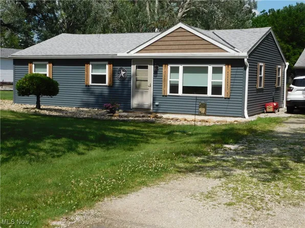 581 Hadcock Rd, Brunswick, OH 44212