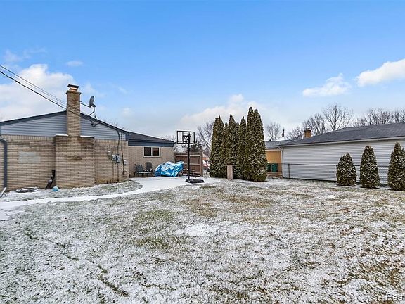 5th image of 24251 Mount Olive Dr
