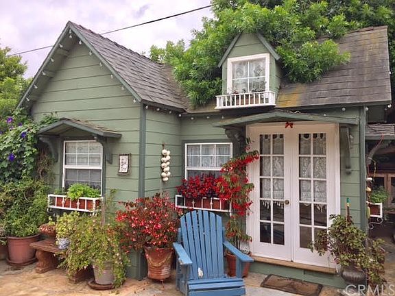 4th image of 2662 Torrance Blvd