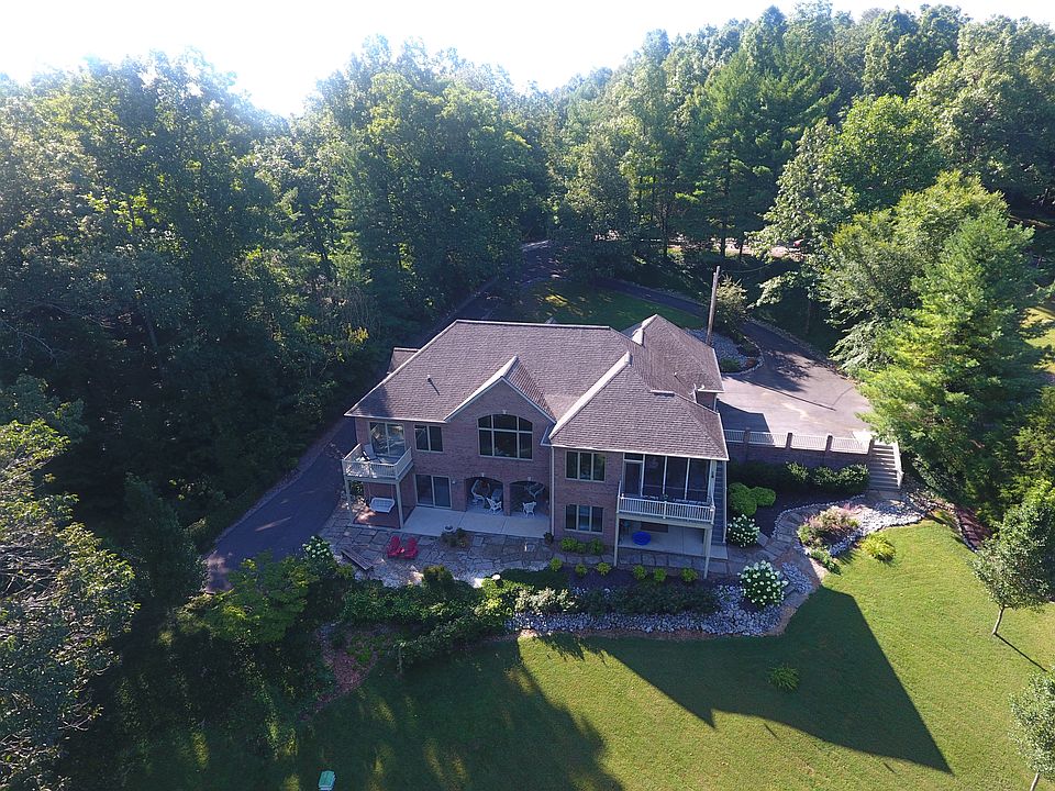 1st image of 541 Country Hills Dr