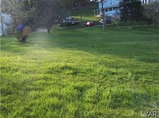 1241 4th St, Slatington, PA 18080