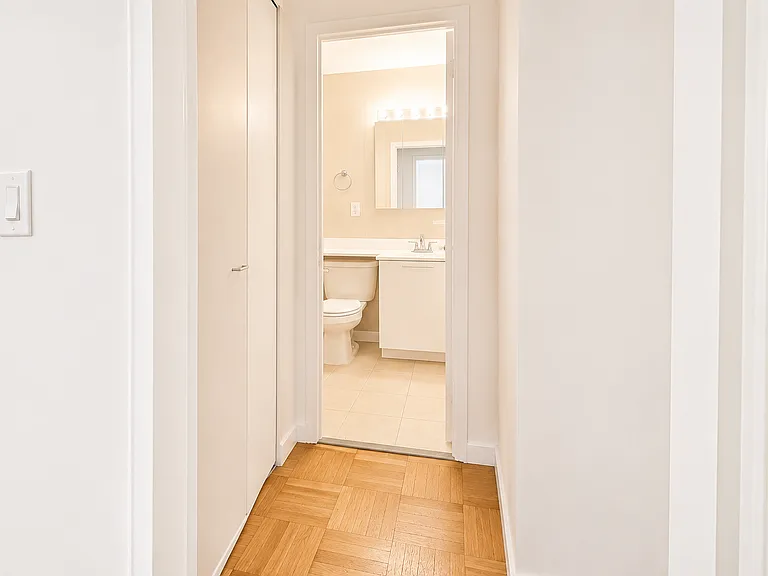 333 E 49th St #9G — Photo 3