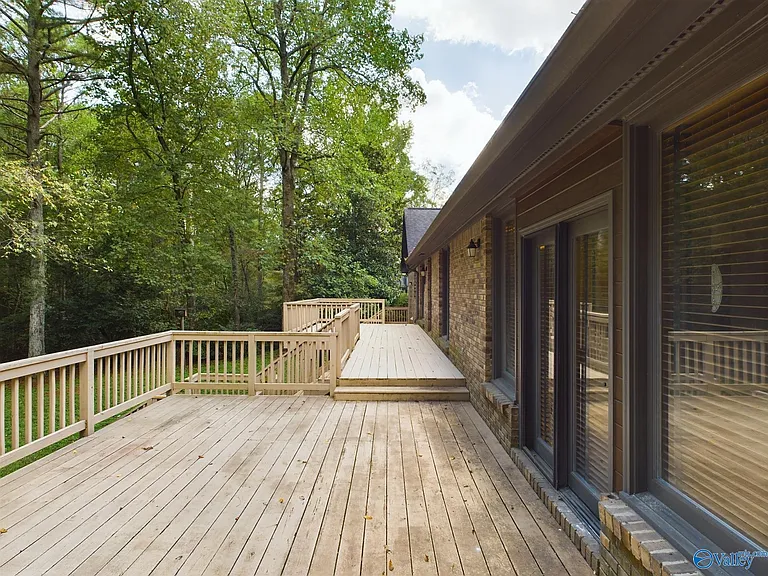 1016 Seina Vista Dr — Photo 28