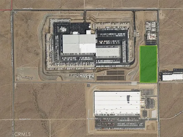 1 Navajo Rd, Apple Valley, CA 92308