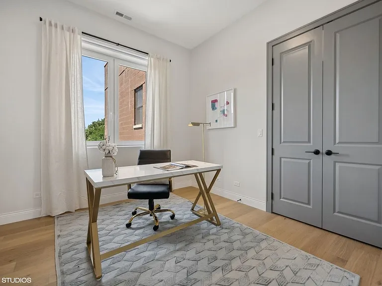3739 N Clifton Ave #2 — Photo 8