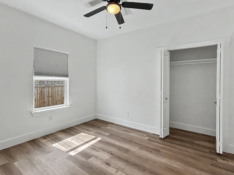 109 Sample St — Photo 12