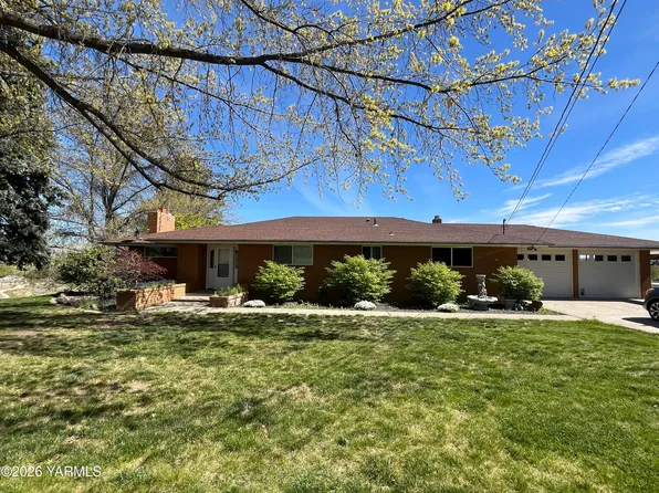 330 Parish Rd, Selah, WA 98942