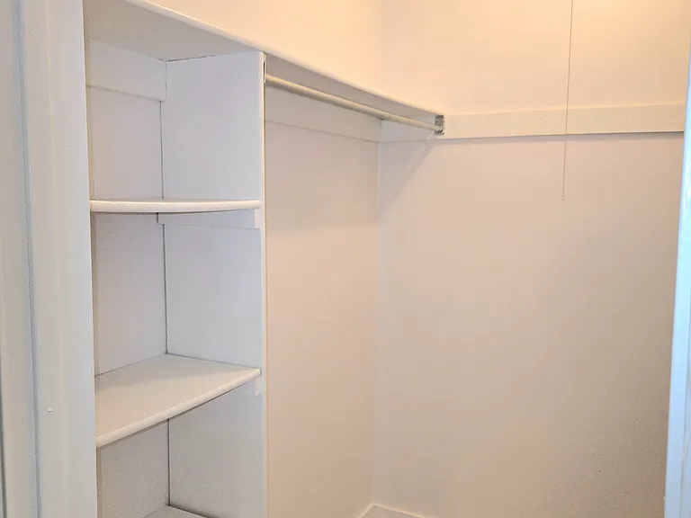 404 Harwood Ct #B — Photo 20