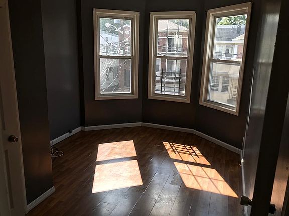 4th image of 81 Brookdale Ave Floor 2