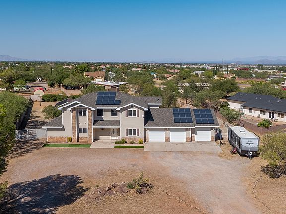 3rd image of 3721 E NAVAHO Street