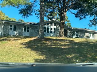 (Undisclosed Address), Powell, TN 37849