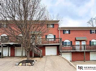 1913 Winnie Dr APT 9, Bellevue, NE 68005