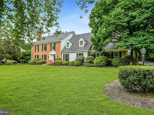 8409 Weller Ave, Mc Lean, VA 22102