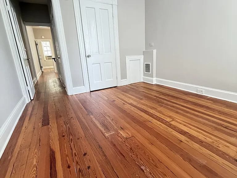 22 E Hamilton St — Photo 3