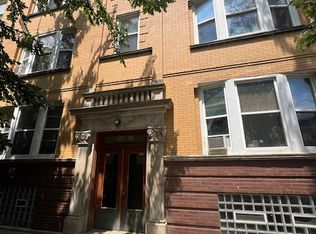 814 W Cornelia Ave #2, Chicago, IL 60657