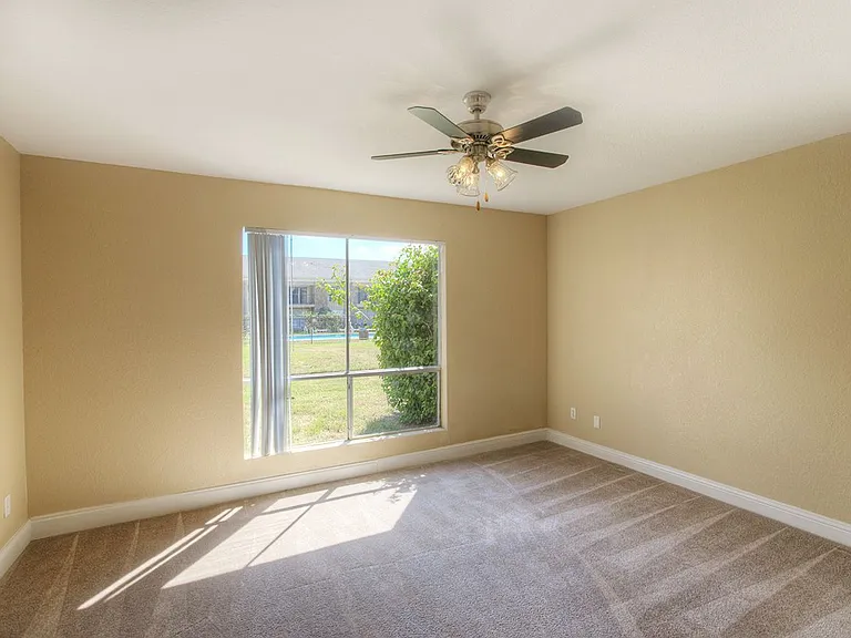 ASHTON PLACE APARTMENTS — Photo 13