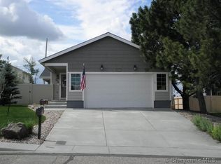 3621 Laramie St, Cheyenne, WY 82009