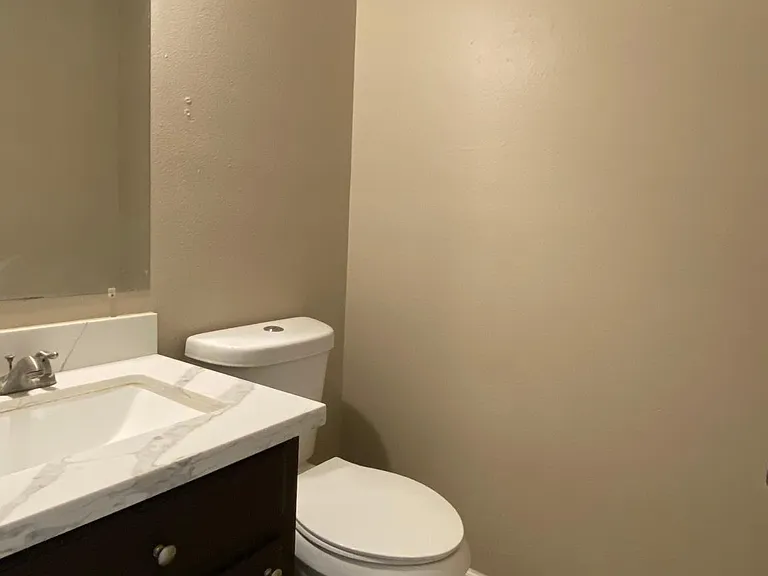 1202 Bryce Dr #8 — Photo 10