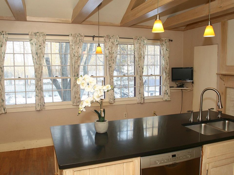 68 Pleasant Hill Rd, Falmouth, ME 04105 Zillow