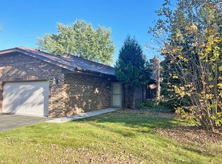 1010 Weston Ln N, Plymouth, MN 55447