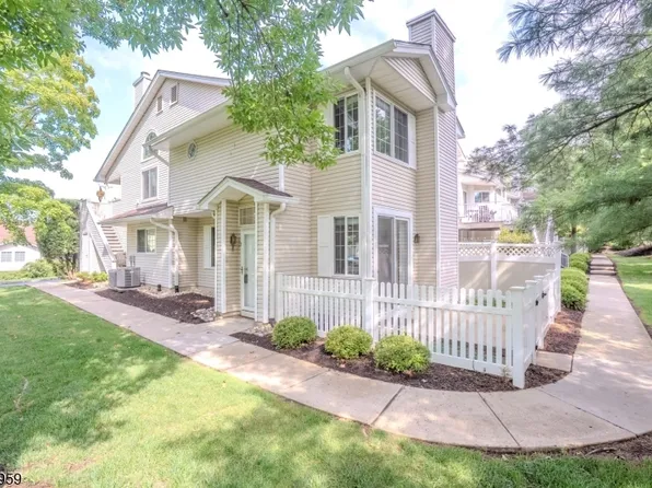 9 Evans Court, Bedminster Twp., NJ 07921