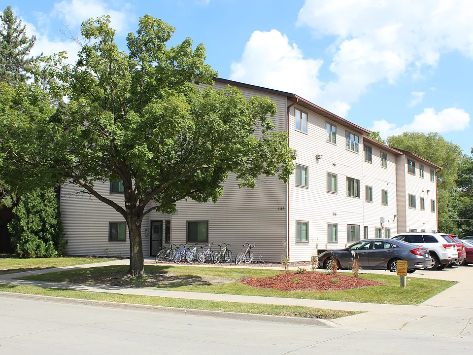 530 Welch Ave #7