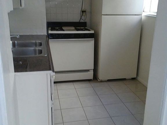 2nd image of 265 Columbia Ave APT 106