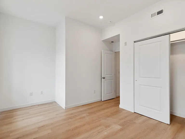 5102 Arch St #2 — Photo 13