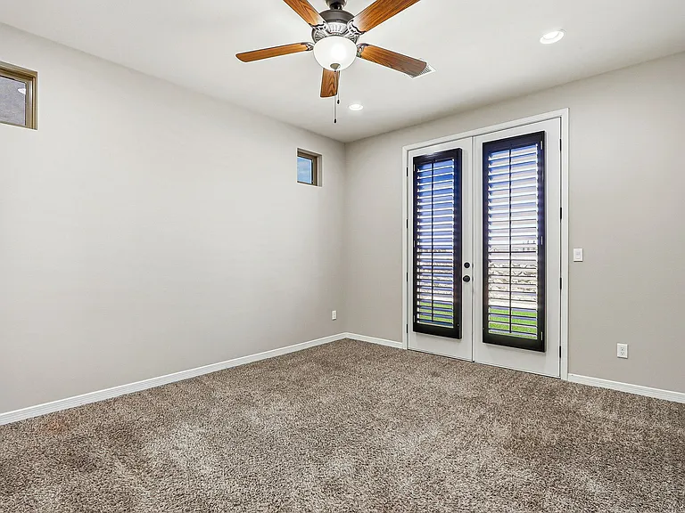 782 Lemington St — Photo 12