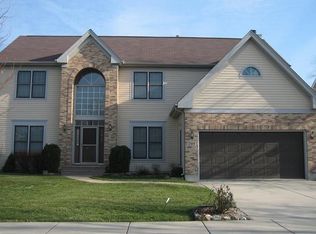 795 Harmon Blvd, Hoffman Estates, IL 60169