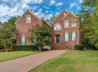 6724 N Creekwood Dr, Brentwood, TN 37027