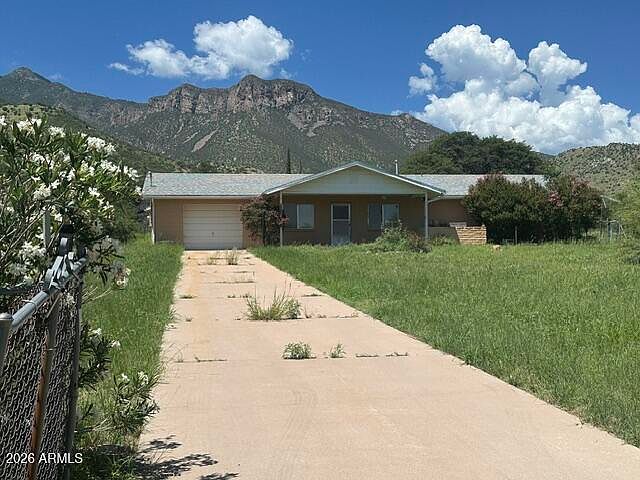 1st image of 8112 S HIGH Road