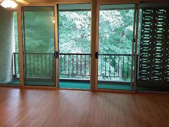 4th image of 4345 Ivymount Ct APT 42